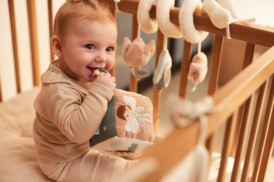 Cubo de Actividades Colgante Lovely Birds Jollein
