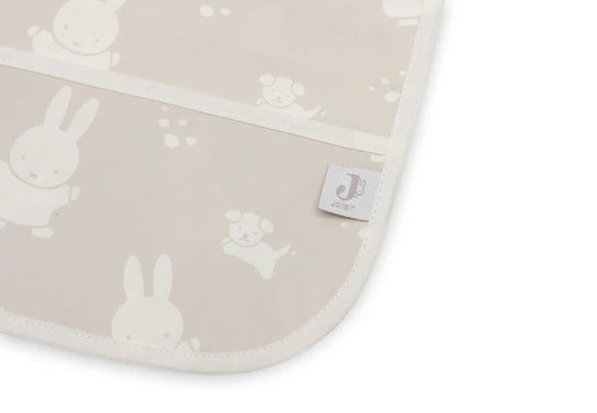 Babero manga larga Miffy&Snuffy Nougat Jollein