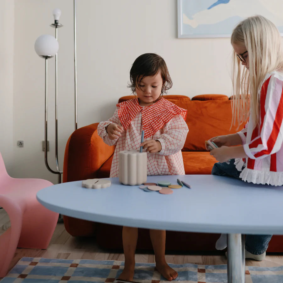 Juego de clasificación de monedas y tubos Mushie