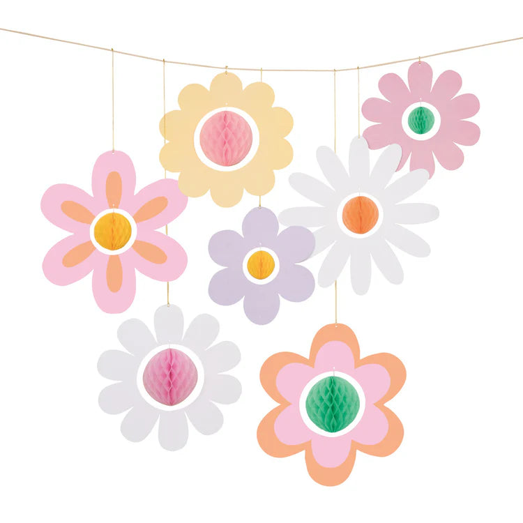 Decoraciones colgantes de flores con centro de honeycomb balls Meri Meri