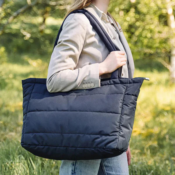 Bolso Maternal Tote Acolchado con Mudador Portátil Negro Done By Deer