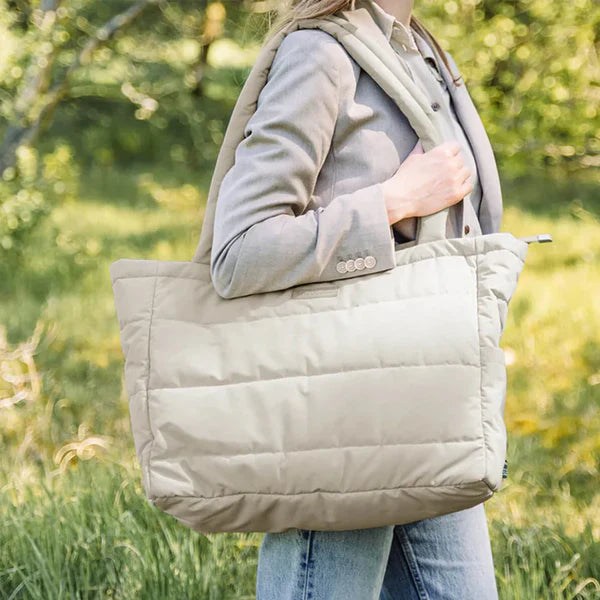 Bolso Maternal Tote Acolchado con Mudador Portátil Arena Done By Deer
