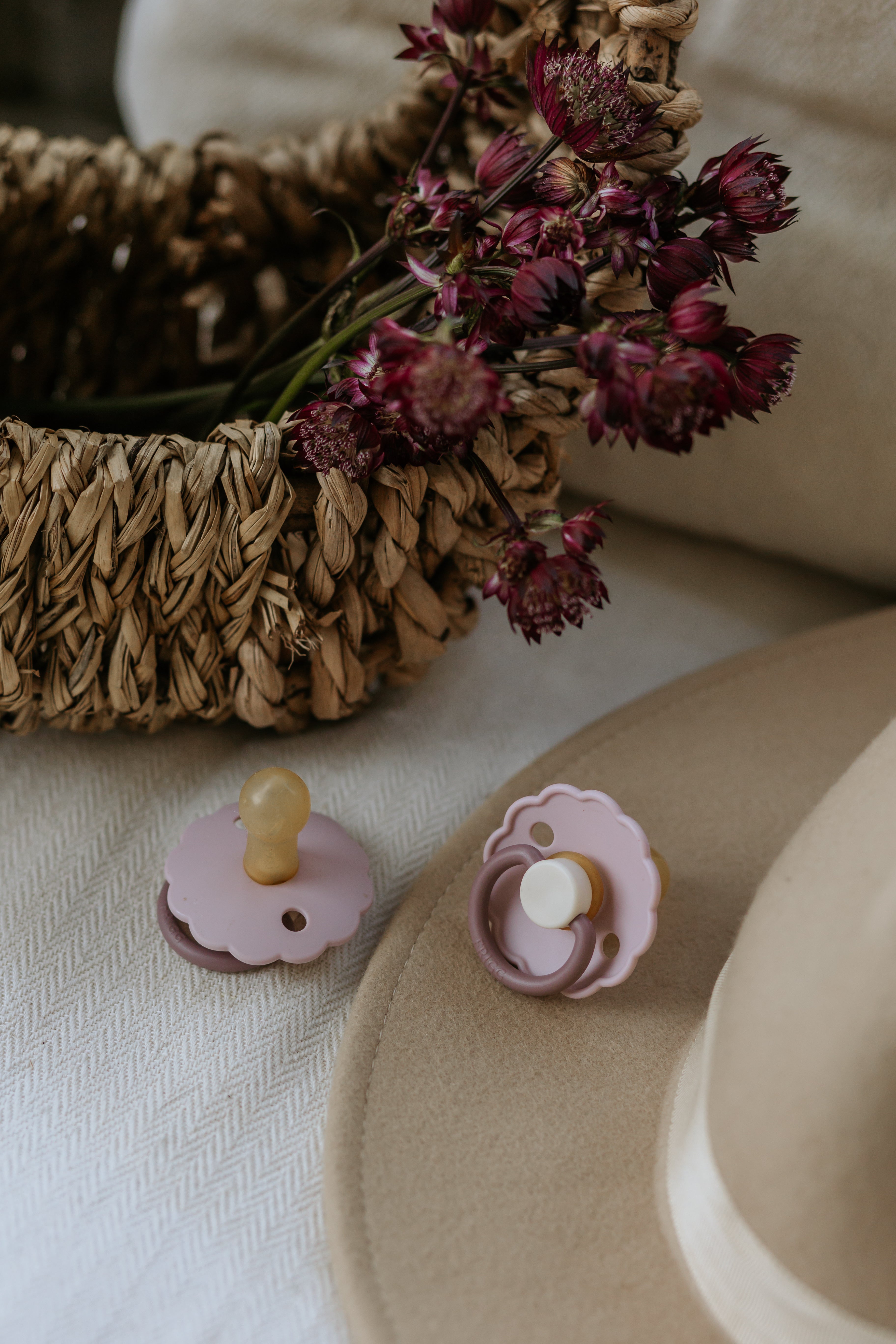 Pack de 2 Chupetes Frigg Cream/Lavender Talla 2 (6-18 meses)