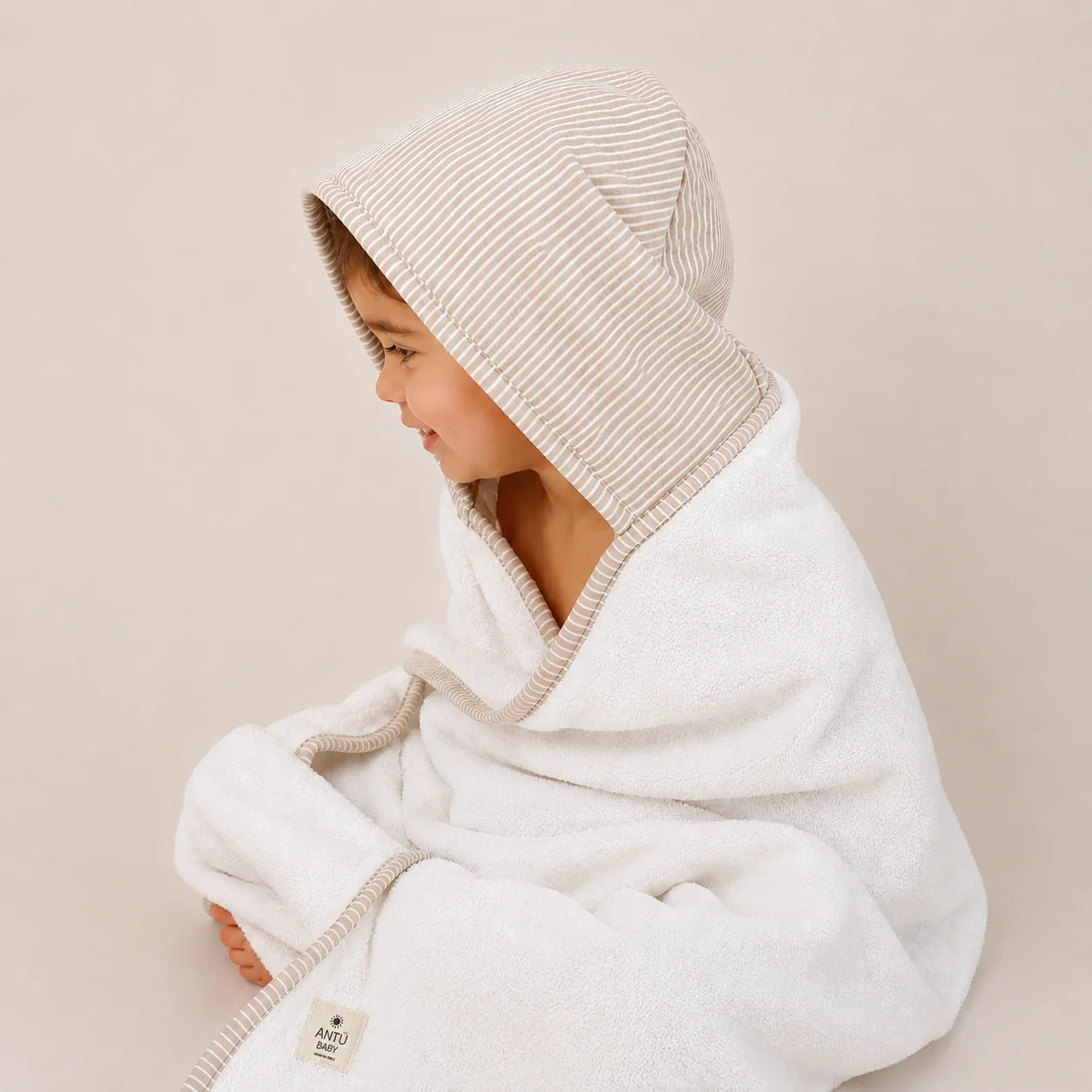 Toalla Infantil Rayas Beige Antu Baby