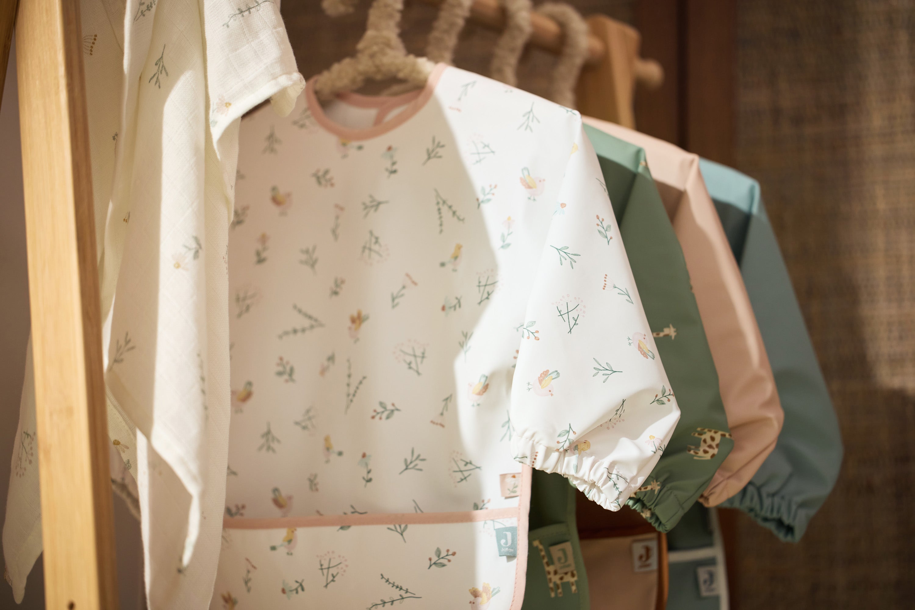 Babero manga larga Lovely Birds Jollein