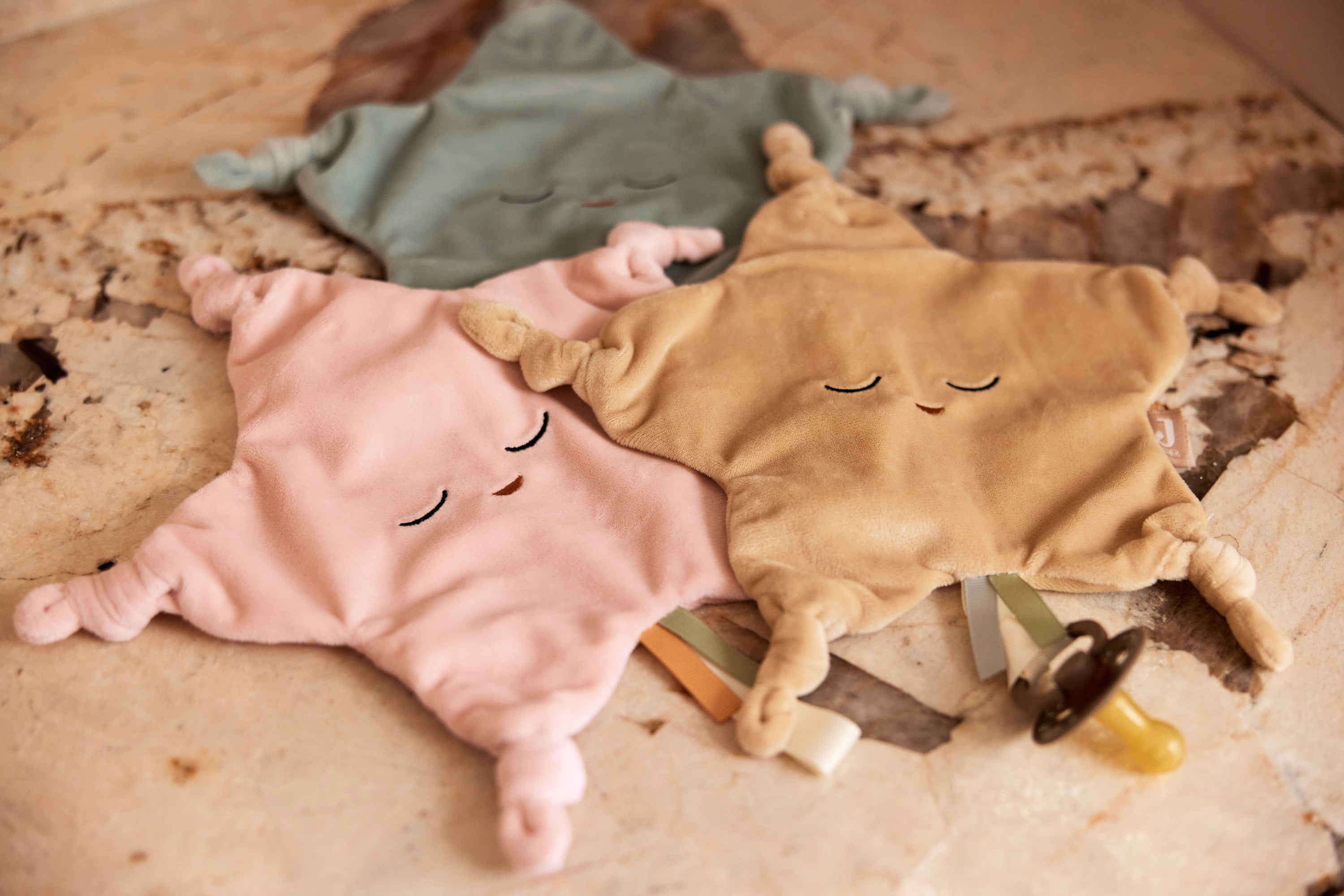 Tuto porta chupete Star Biscuit Jollein