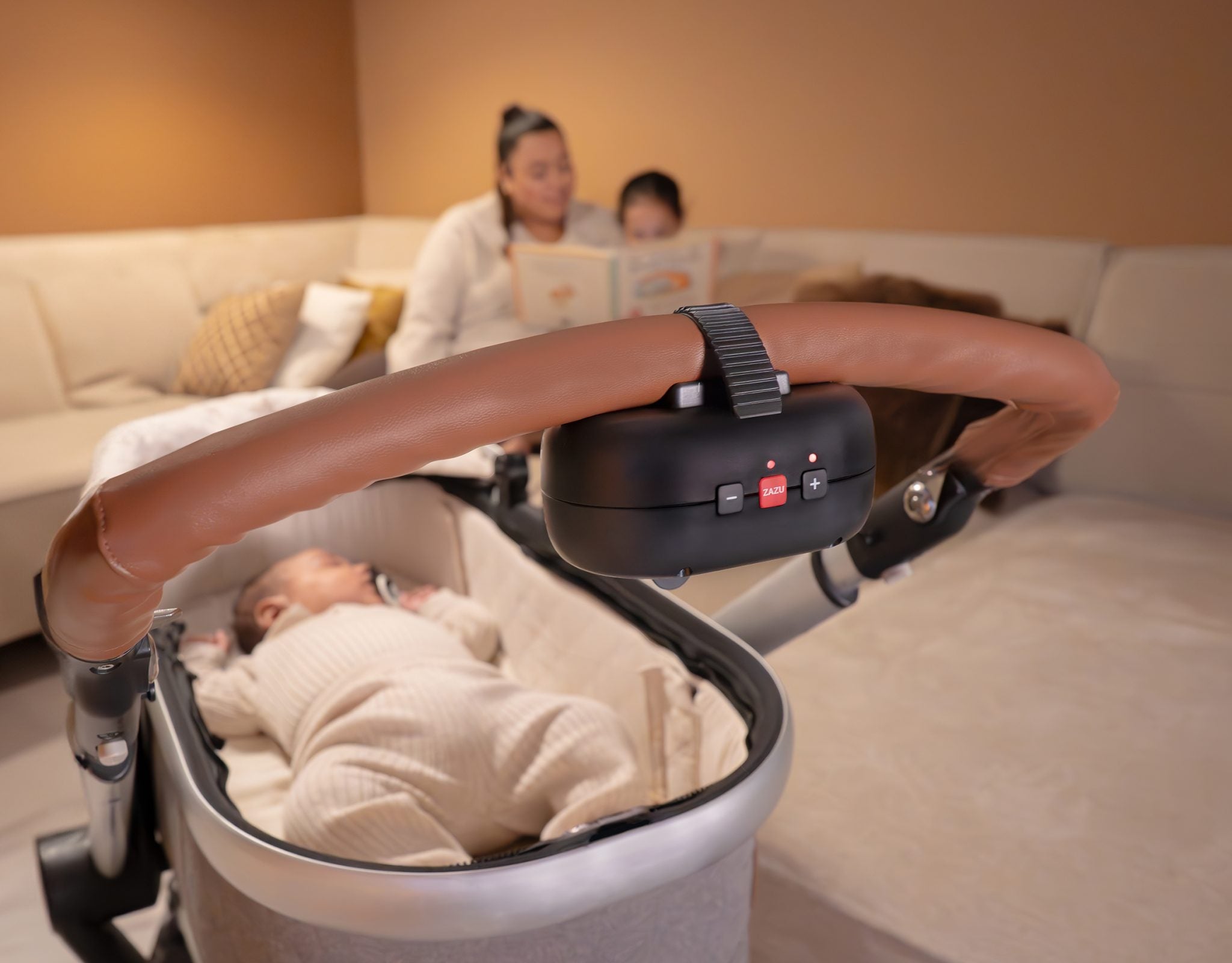 Mecedor portátil recargable para coches con sensor de llanto Baby Rocker Zazu