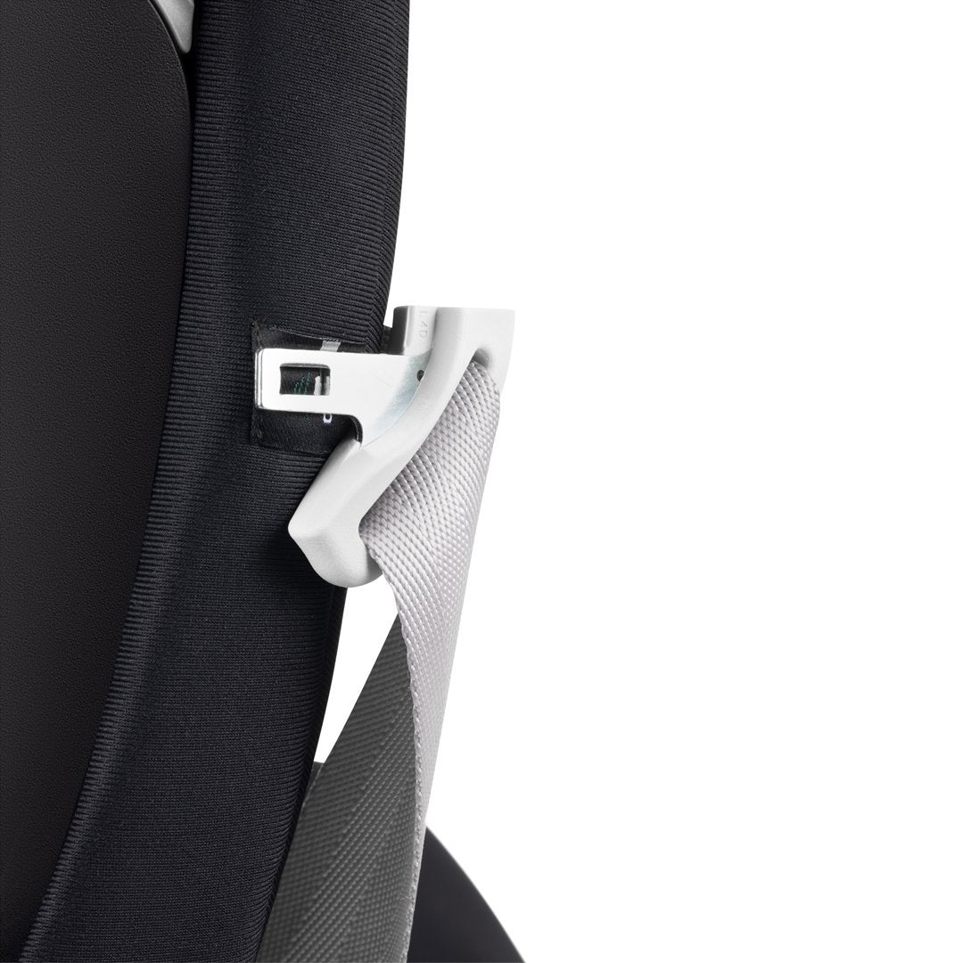 Silla de Auto Convertible todo en uno Eternis S All-In-One Black Cybex