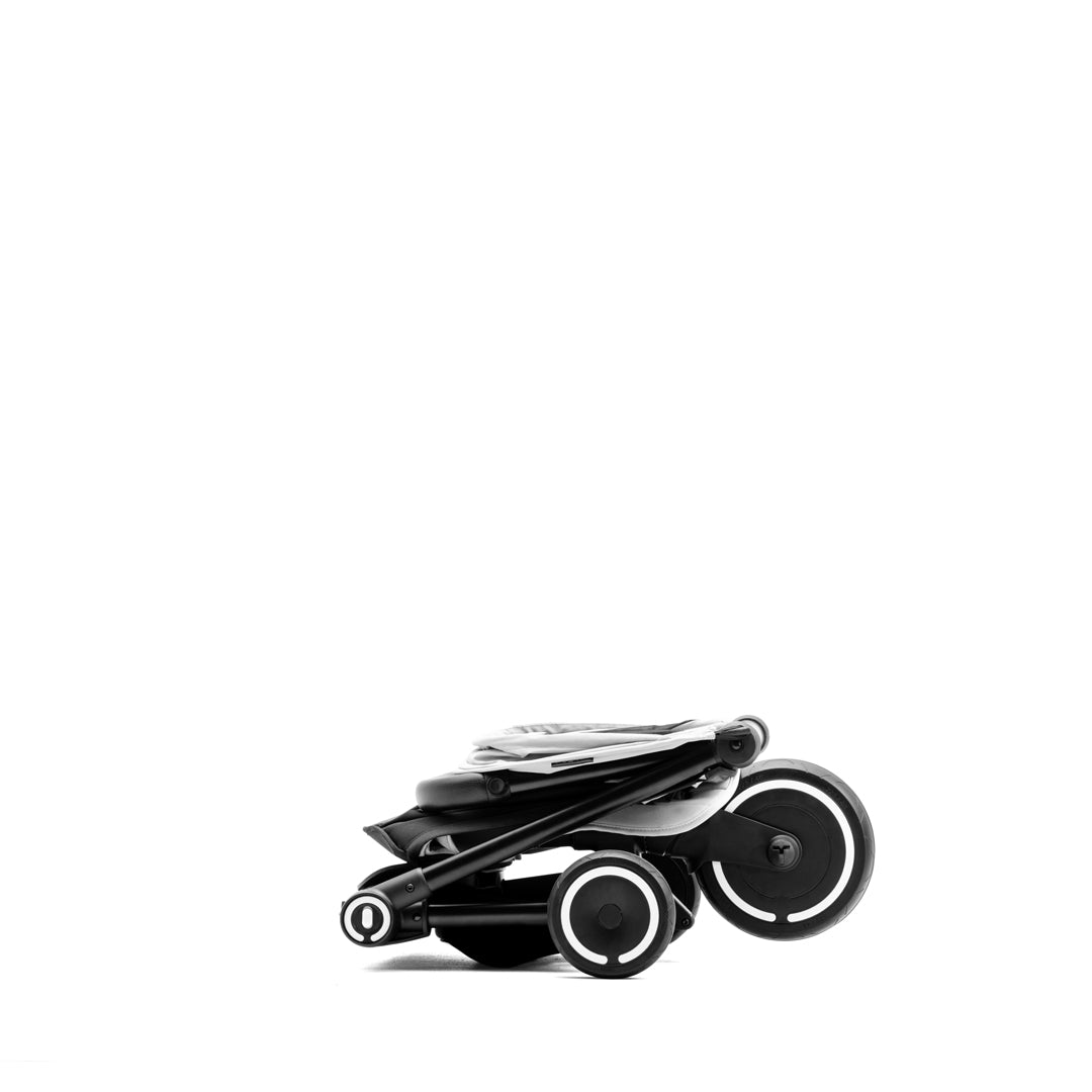 Coche Triciclo Traveler Everest White Smartrike