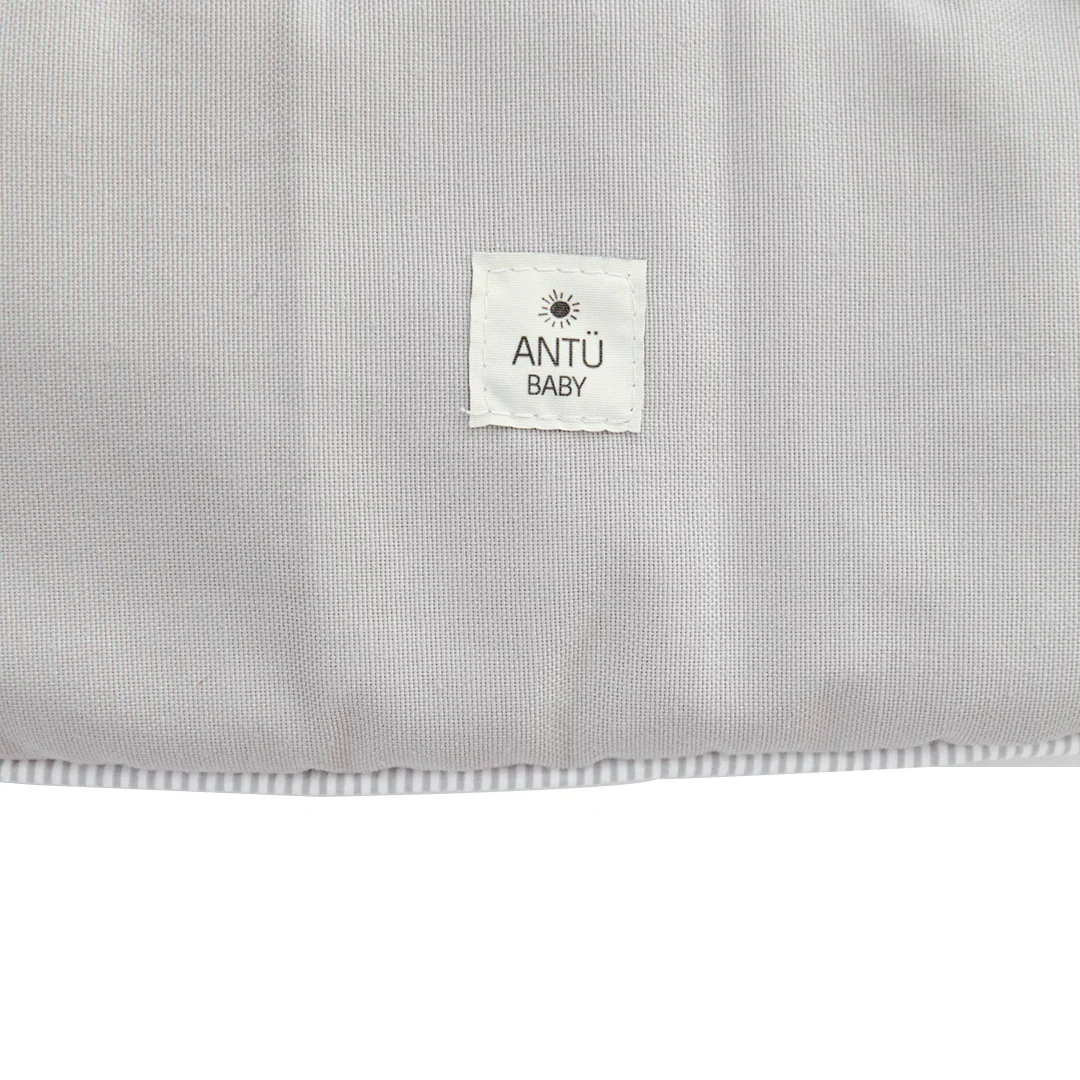 Protector acolchado para Coche Gris Antu Baby
