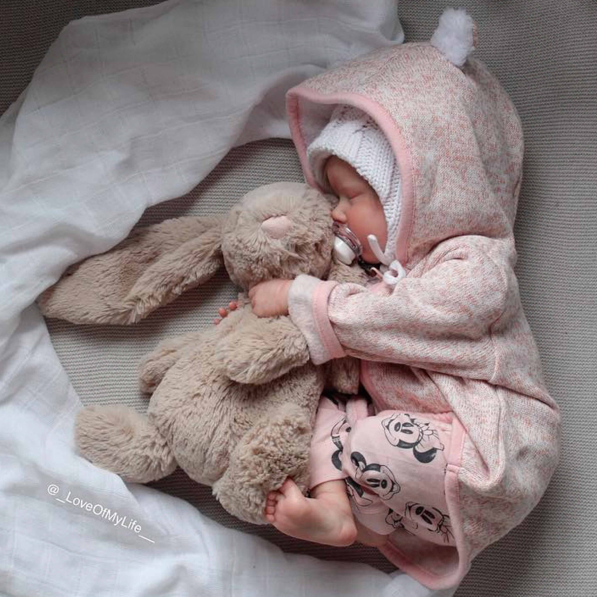 Peluche Jellycat Conejo Beige Mediano