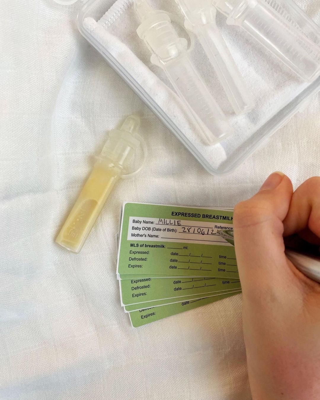 Recolector y dispensador de calostro PREESTERILIZADO Haakaa