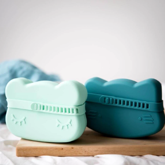 Caja para Snack Oso Azul oscuro We Might Be Tiny
